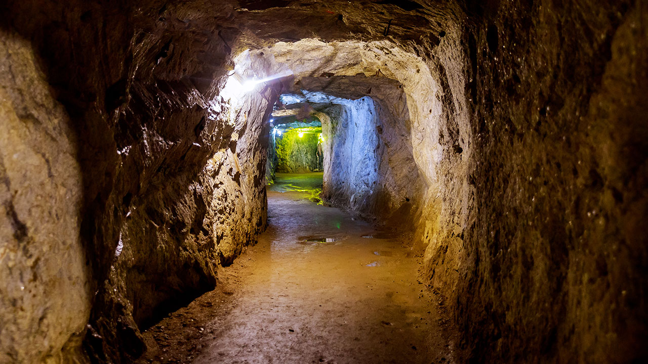 GettyImages-1186364111-1280x720.jpg Lighted mine shaft